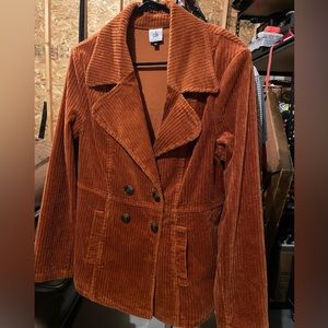 Corduroy over coat. Size L, fits a little smaller.